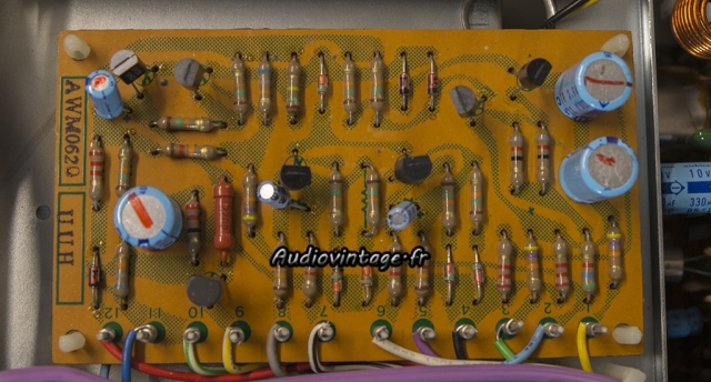 Pioneer SX-9930 : circuit de protection à revoir.