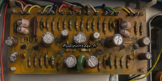 Pioneer SX-9930 : étage phono révisé.