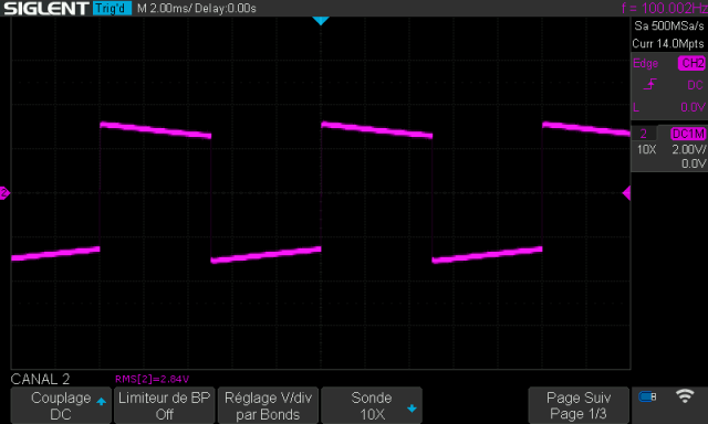 Pioneer SA-608 : signal-carre-a-100hz