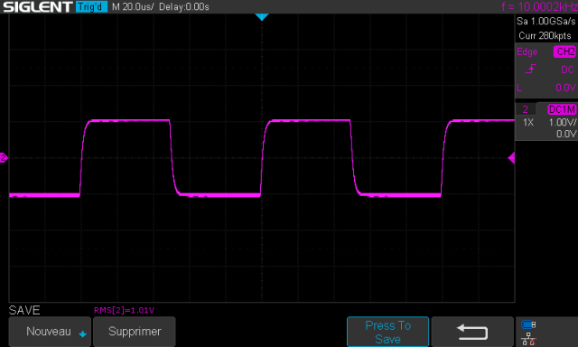 Quad 33 : signal-carre-a-10khz