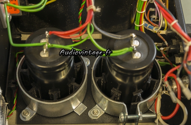 Quad 405-2 :: nouvelles capas en place.