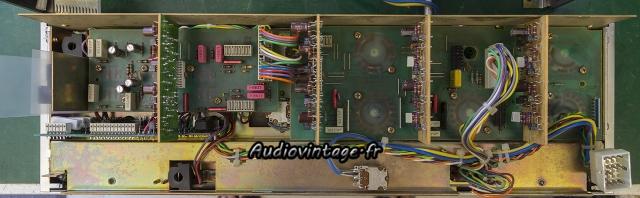 Revox B750 MKII : panneau avant révisé.