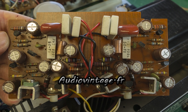 Rotel RA-810
