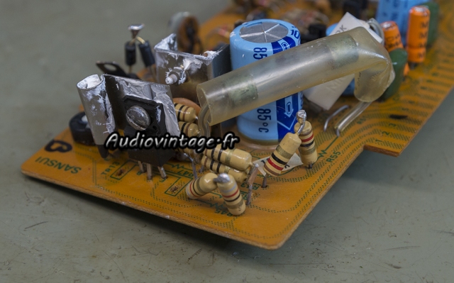 Sansui 8080 : gros bricolage !