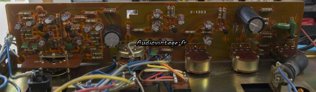 Sansui AU-101 : circuit tonalité/phono révisé.