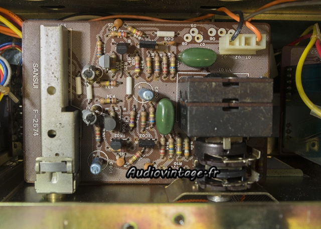 Sansui AU-11000