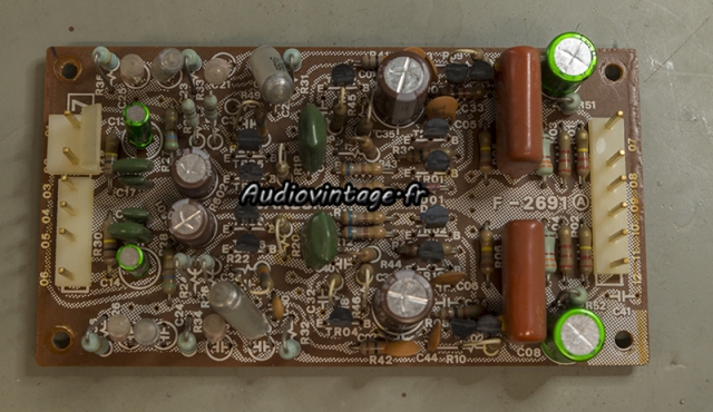 Sansui AU-11000A : circuit phono revu.