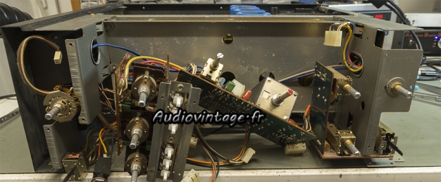 Sansui AU-11000A : en pièces détachées..