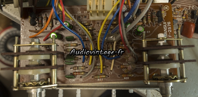 Sansui AU-11000A : étage de tonalité grave/aigu révisé.