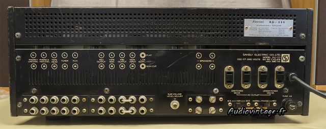 Sansui AU-111
