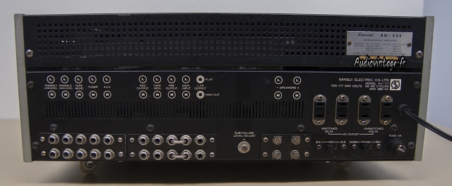 Sansui AU-111