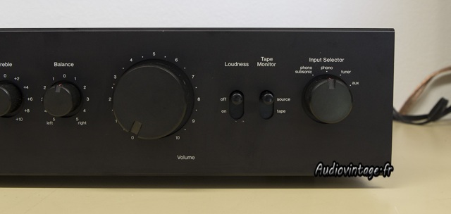 Sansui AU-217