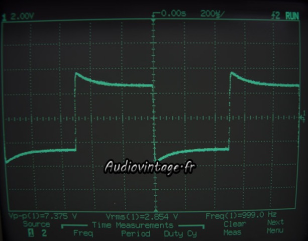 Sansui AU-222