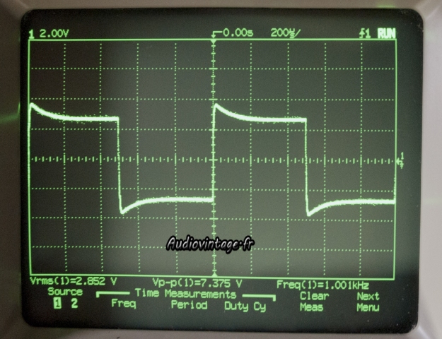 Sansui AU-222