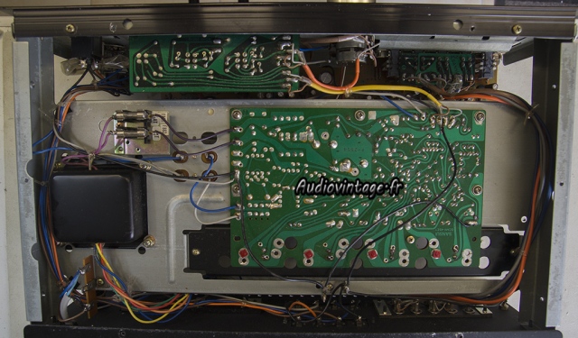 Sansui AU-2900