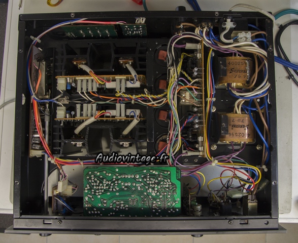 Sansui AU-517