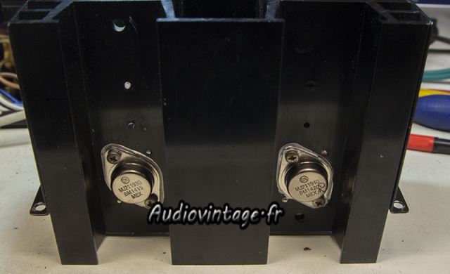 Sansui AU-517