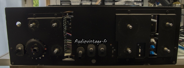 Sansui AU-517