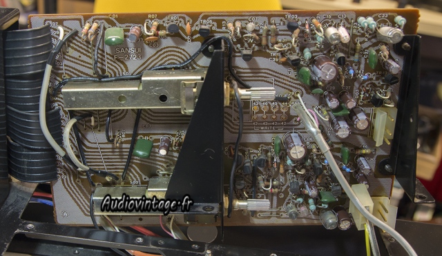 Sansui AU-517