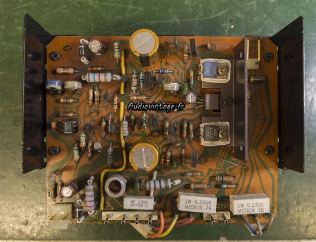 Sansui AU-517