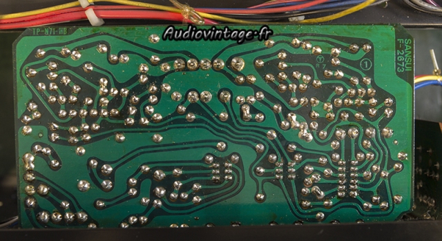 Sansui AU-517