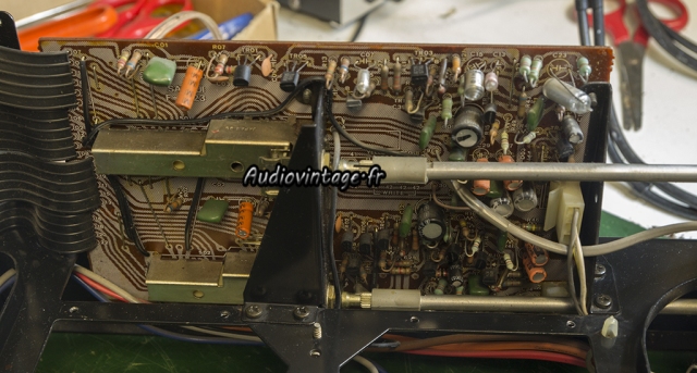 Sansui AU-517