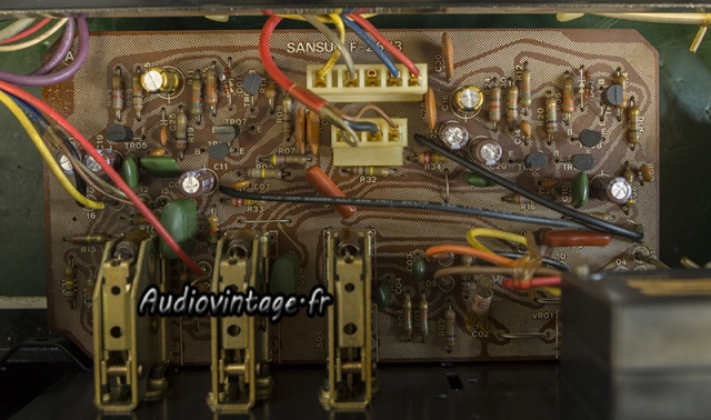 Sansui AU-517