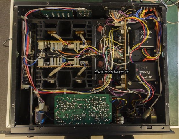 Sansui AU-517