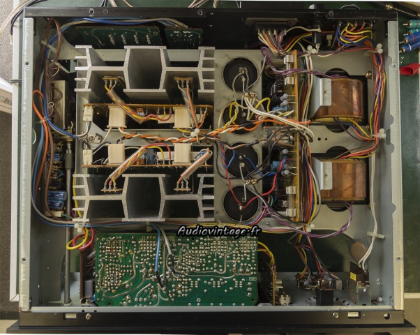 Sansui AU-519