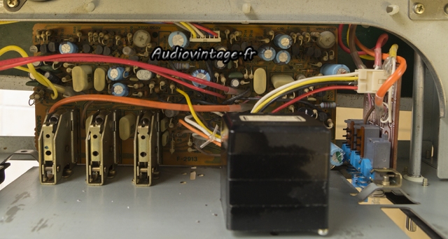 Sansui AU-519