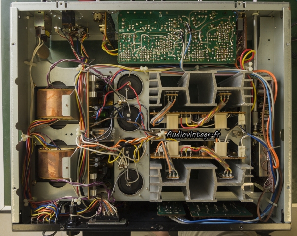 Sansui AU-519