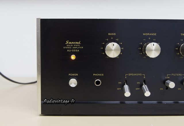 Sansui AU-555A
