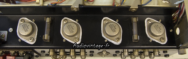Sansui AU-555A : graisse thermique neuve.