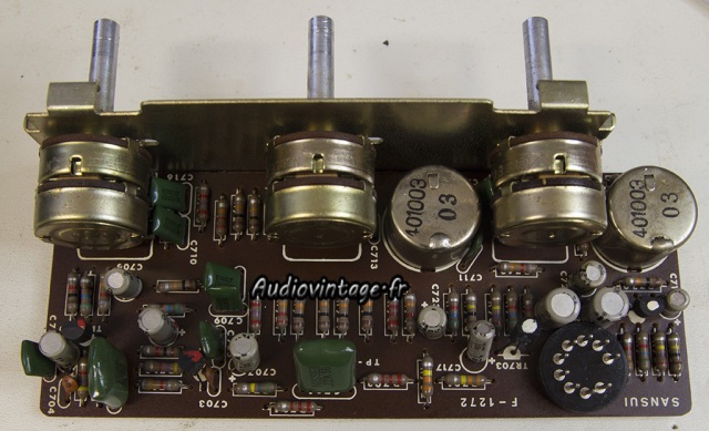 Sansui AU-555A-section tone à réviser.