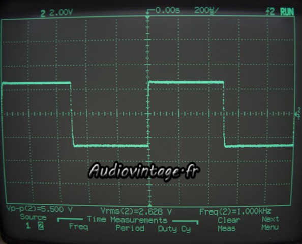 sansui AU-555A-signal carré-1khz;