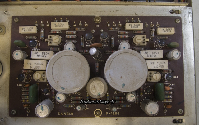 Sansui AU-555A
