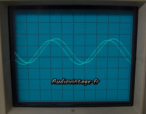 Sansui AU-555A