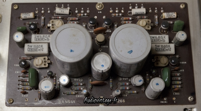 Sansui AU-555A