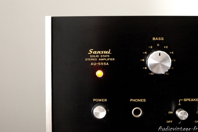 Sansui AU-555A