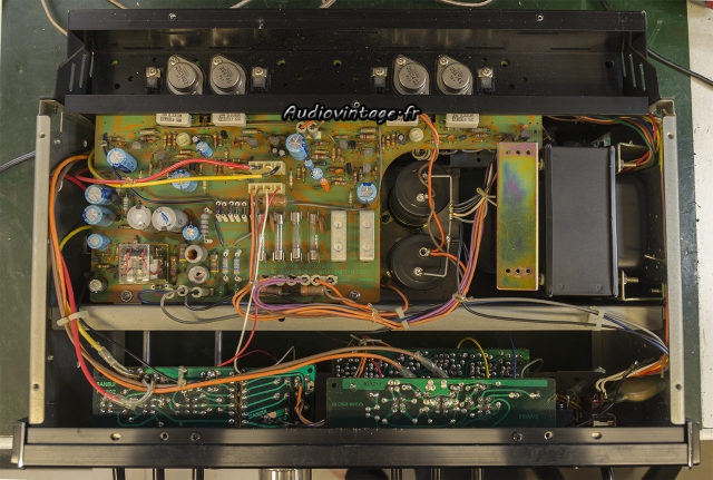 Sansui AU-5900
