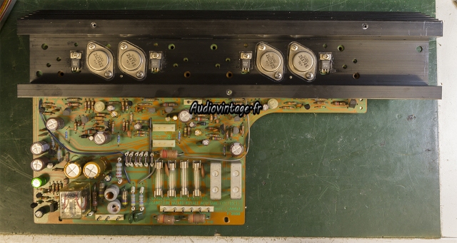 Sansui AU-5900