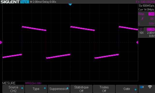 Sansui AU-5900 : signal-carre-a-100hz