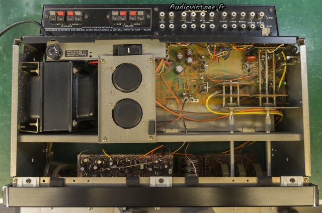 Sansui AU-5900 : terminé.