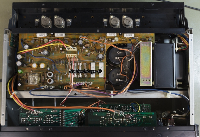 Sansui AU-5900 : terminé.
