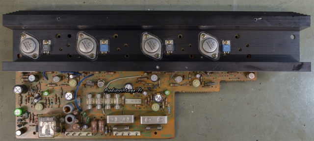 Sansui AU-6600 : circuit principal réparé et révisé.