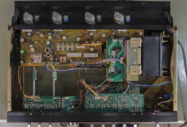 Sansui AU-6600 : terminé.