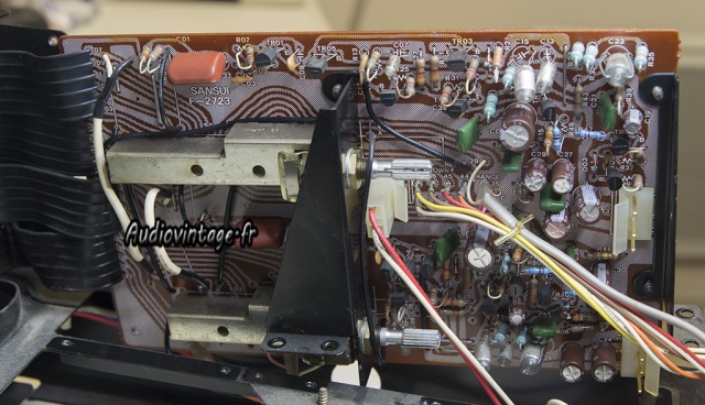 Sansui AU-717