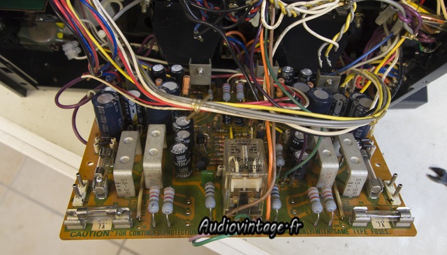 Sansui AU-717