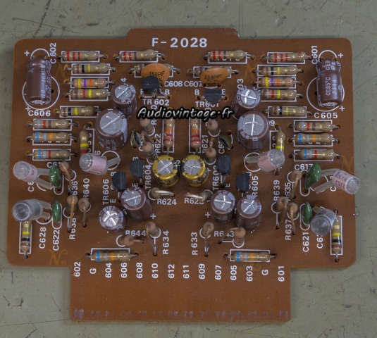 Sansui AU-7500 : étage phono révisé.