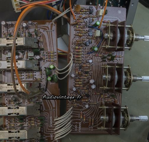 Sansui AU-7900 : circuit de tonalités et filtres révisé.